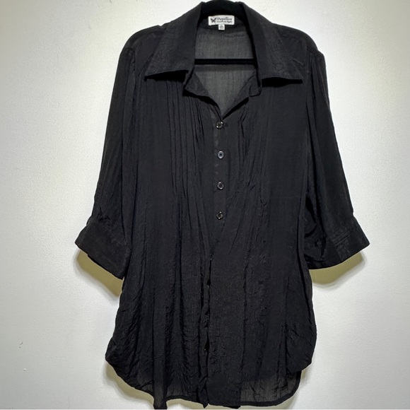 Papillon Blanc Tops - Black Button-Up Silk Tunic